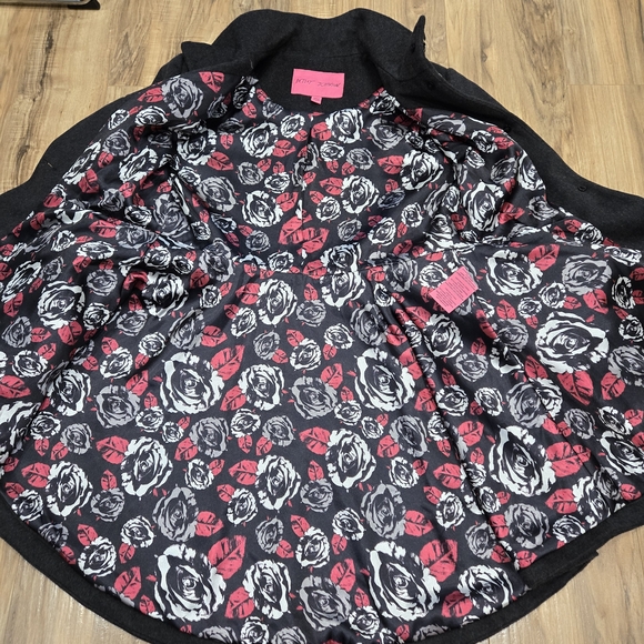 NWT - Betsey Johnson Charcoal Pea Coat with Satin Floral Lining - Picture 3 of 8